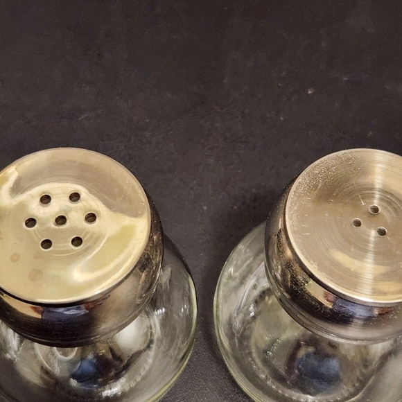 Glass Orbit Style Salt and Pepper Shakers - Picture 2 of 6